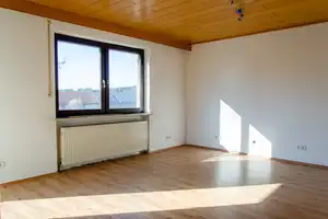 Einfamilienhaus mit 244 m², Nebengebäuden und viel Potenzial in ländlicher Lage – Amberg-Sulzbach (Kreis) – Vorschaubild 18