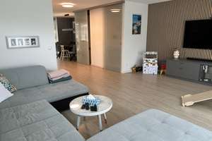 Moderne Doppelhaushälfte mit PV- und Klimaanlage & zwei Terrassen in Baden-Baden-Neuweier – Die vollständige Adresse der Immobilie erhältst du vom Anbieter., 76534 Neuweier, Baden-Baden – Vorschaubild 7