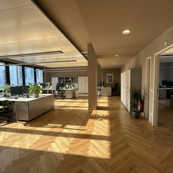 STOCK - Hauptbahnhof | Neubau | Terrasse