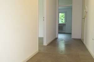 Sehr gut geschnittene 3-Zimmer- Wohnung, neu renoviert in Top-Lage! – 79100 Unterwiehre-Süd, Freiburg im Breisgau – Vorschaubild 4