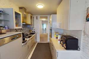 *Niedrige Provision* Großzügige 4-Zimmer-Wohnung mit zwei Balkonen und Garage in HD-Emmertsgrund – Die vollständige Adresse der Immobilie erhältst du vom Anbieter., 69126 Emmertsgrund, Heidelberg – Vorschaubild 5