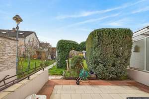Familienfreundliches Zuhause in gepflegtem Zustand – Garten, Garage und viel Platz auf drei Ebenen – Die vollständige Adresse der Immobilie erhältst du vom Anbieter., 76189 Grünwinkel, Karlsruhe – Vorschaubild 11