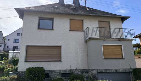 Bild von VON PRIVAT - Großes, freistehendes Familienhaus mit Garten in Stadtnähe