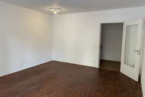 3-Zimmer-Wohnung zur Miete in Berlin Friedrichshain/Ostkreuz – Die vollständige Adresse der Immobilie erhältst du vom Anbieter., 10245 Friedrichshain, Berlin – Vorschaubild 7