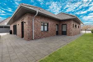 Exklusiver Walmdachbungalow mit 250 m² Wohnfläche – hochwertig, energieeffizient, zukunftssicher – Die vollständige Adresse der Immobilie erhältst du vom Anbieter., 49733 Haren (Ems) – Vorschaubild 3