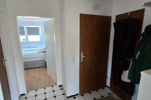 Helle 2-Zimmer Dachgeschosswohnung zu vermieten! – Mangenberger Straße 233, 42655 Solingen – Vorschaubild 4