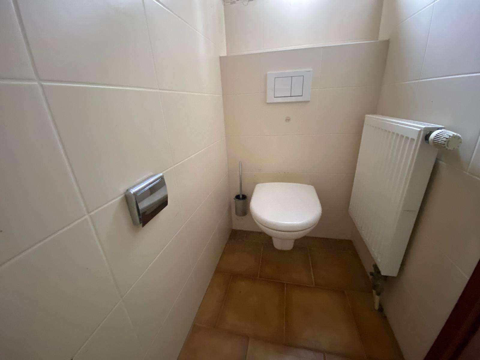 Immobilie in Ebermannstadt - Doppelhaushälfte mit Garten, Garage und viel Platz für die Familie - Bild 13