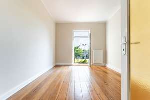 Erstbezug nach Sanierung: 2-Zimmer-Altbauwohnung in  Eimsbüttel zu erwerben! – Die vollständige Adresse der Immobilie erhältst du vom Anbieter., 20253 Hoheluft-West, Hamburg – Vorschaubild 9