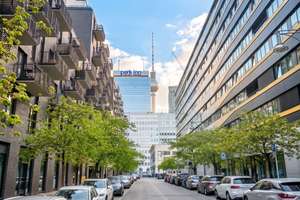 Exklusives City-Appartement mit Balkon und Fußbodenheizung im Herzen Berlins – Die vollständige Adresse der Immobilie erhältst du vom Anbieter., 10178 Mitte (Ortsteil), Berlin – Vorschaubild 1