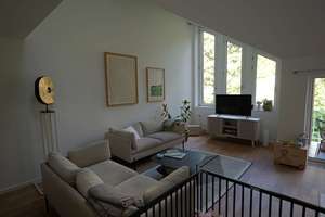 Bestlage Düsseldorf-Benrath, moderne 3-Zimmer DG-Mais.-Whg. mit Rheinblick