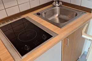 helles Appartement mit Pantryküche, Stellplatz und Gartenabteil - Studenten und Berufseinsteiger – Brunnhuber Straße 18, 93053 Galgenberg, Regensburg – Vorschaubild 5
