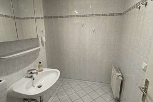 Attraktive 3-Zimmerwohnung in begehrter Lage von Gohlis Süd mit gr. Balkon, Gäste WC, Aufzug, TG – Die vollständige Adresse der Immobilie erhältst du vom Anbieter., 4155 Gohlis-Süd, Leipzig – Vorschaubild 8