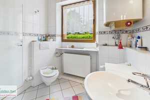 GEPFLEGTES WOHNHAUS MIT 4 SZ, 2 BÄDERN, GARTEN U. GARAGE IN TOP LAGE! – Merzig-Wadern (Kreis) – Vorschaubild 3
