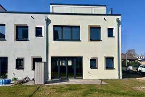 Modernes Reihenendhaus mit hochwertiger Ausstattung am Stadtpark – Die vollständige Adresse der Immobilie erhältst du vom Anbieter., 37081 Grone, Göttingen – Vorschaubild 2