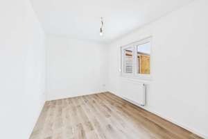 Letzte Chance - Großzügiges Modernisiertes Reihenmittelhaus mit 6 Zimmern in familiärer Lage! – Die vollständige Adresse der Immobilie erhältst du vom Anbieter., 92224 Kernstadt, Amberg – Vorschaubild 4