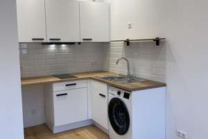 KOMPLETT NEU RENOVIERT! Inkl. Küchen mit Waschmaschine/Kühlschrank