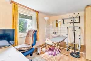 Einfamilienhaus mit Garten und Ausbaupotenzial – Esslingen (Kreis) – Vorschaubild 5