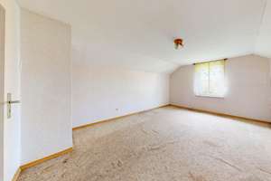 ** Ihr Wohntraum im Grünen: Freistehendes Haus mit Garten, Balkon und Platz für die ganze Familie ** – Die vollständige Adresse der Immobilie erhältst du vom Anbieter., 85053 Südost, Ingolstadt – Vorschaubild 18