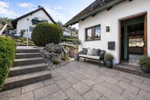 RESERVIERT: Charmantes Reihenendhaus in Seewald mit sonnigem Balkon & Terrasse – Die vollständige Adresse der Immobilie erhältst du vom Anbieter., 72297 Seewald – Vorschaubild 3