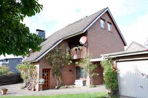 Zweifamilienhaus mit großem Grundstück (1.592 m²) – Herzogtum Lauenburg (Kreis) – Vorschaubild 2
