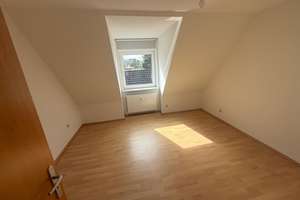 Mehrgenerationenhaus in Topzustand – vielseitig nutzbar mit Einliegerwohnung + separatem KG – Die vollständige Adresse der Immobilie erhältst du vom Anbieter., 22457 Schnelsen, Hamburg – Vorschaubild 5