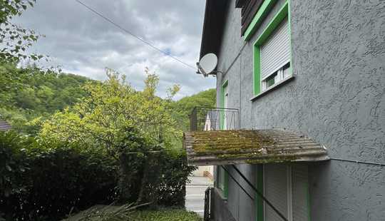 Bild von Leerstehendes Mehrfamilienhaus mit Garage und Ausbaureserven