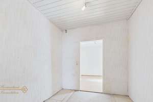 Bremen-Osterfeuerberg • Reihenmittelhaus mit viel Potenzial in zentraler Lage – Die vollständige Adresse der Immobilie erhältst du vom Anbieter., 28219 Osterfeuerberg, Bremen – Vorschaubild 10