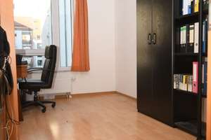 Attraktive, helle Wohnung mit zwei Balkonen im Herzen von Stuttgart – Die vollständige Adresse der Immobilie erhältst du vom Anbieter., 70178 Karlshöhe, Stuttgart – Vorschaubild 7