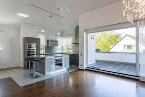 Stilvoll residieren: Außergewöhnliche Maisonette Wohnung in KA-Durlach – Die vollständige Adresse der Immobilie erhältst du vom Anbieter., 76227 Durlach, Karlsruhe – Vorschaubild 2