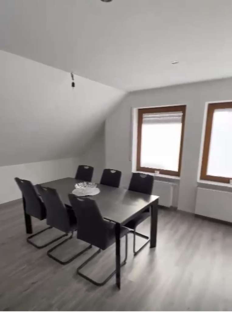 Immobilie in Nagold - Einfamilienhaus / Mehrfamilienhaus mit gr. Garage in Nagold /Vollmaringen - Bild 4