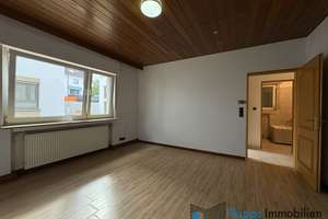 Viel Raum für die Familie - Einfamilienhaus mit Bungalow und Garage in guter Lage in Kelkheim – Die vollständige Adresse der Immobilie erhältst du vom Anbieter., 65779 Kelkheim (Taunus) – Vorschaubild 13