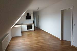 3-Zimmerwohnung mit großzügigem Wohn-/Essbereich, zentral und gepflegt – Waldstraße 63, 76133 Innenstadt-West, Karlsruhe – Vorschaubild 2