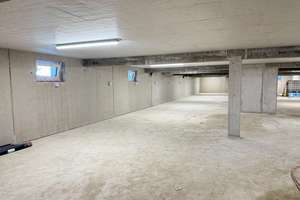 Schönes Wohnen mit Niveau in begehrter Lage - Hehlentor und Dammaschwiesen vor der Tür! – Lüneburger Straße 44, 29223 Celle – Vorschaubild 9