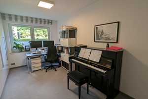 Property thumbnail 2