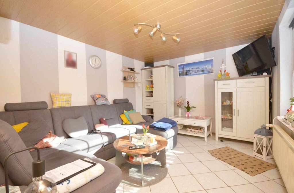 Immobilie in Lutter am Barenberge - Viel Platz! Charmantes Fachwerkhaus mit großem Wintergarten + Nebengebäude ... - Bild 3