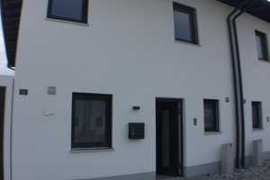 Freundliche 4-Zimmer-Doppelhaushälfte mit Einbauküche in Tiefenbach – Passau (Kreis) – Vorschaubild 2