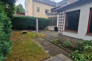 Wohnhaus mit Grundstückseinfahrt, Garage und Garten – Meerane, Zwickau (Kreis), 8393 Zwickau (Kreis) – Vorschaubild 3