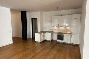 Hochwertige Eigentumswohnung im denkmalgeschützten KesselhausQuartier mit Balkon zum grünen Innenhof – Eberhard-Roters-Platz 13, 10965 Kreuzberg, Berlin – Vorschaubild 7