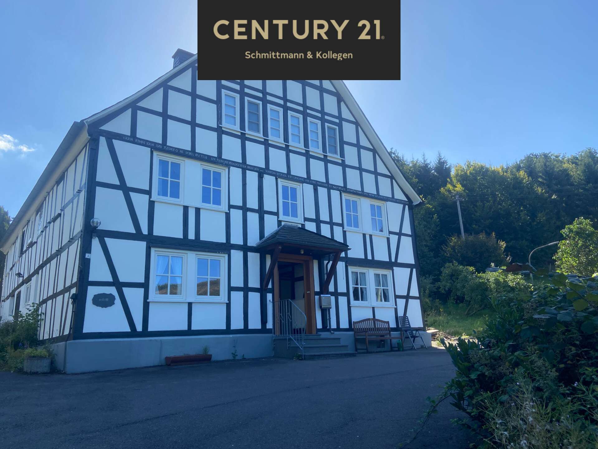 Landliebe pur! Historisches Fachwerkhaus im Herzen des Sauerlands!, Olpe Kreis – Bild 1