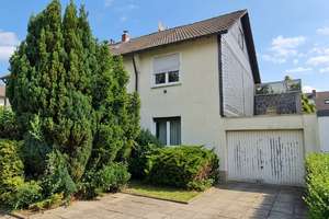Provisionsfrei: Familienhaus mit großem Garten auf 776 m² in Köln-Brück – Die vollständige Adresse der Immobilie erhältst du vom Anbieter., 51109 Brück, Köln – Vorschaubild 2