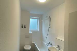 DOMINI bietet: Möchengladbach-Zentrum! Schicke neu renovierte 3 Z-Wohnung im 3. OG! – Sittardstrasse 53, 41061 Gladbach, Mönchengladbach – Vorschaubild 6