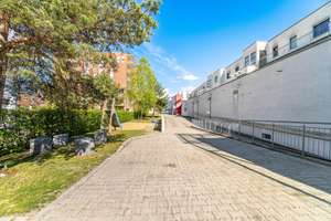Bezugsfreie 4-Zimmer-Wohnung mit Loggia in München - Milbertshofen / Am Hart, in BMW-Nähe – idea – Die vollständige Adresse der Immobilie erhältst du vom Anbieter., 80937 Am Hart, München – Vorschaubild 9