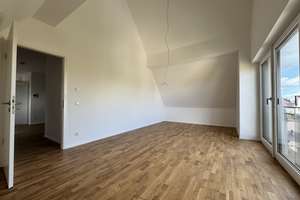 Neubau: Moderne 3 Zimmer Wohnung im Dachgeschoss mit Einbauküche und TG-Stellplatz in Ulm/Lehr! – Straubstraße 10-2, 89081 Lehr, Ulm – Vorschaubild 6