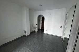 Charmante 2,5 Zimmer Wohnung mit Balkon in zentraler Innenstadtlage Diezstraße 7, Gießen – Die vollständige Adresse der Immobilie erhältst du vom Anbieter., 35390 Innenstadt, Gießen – Vorschaubild 3