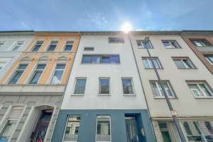 Modernes, großzügiges und saniertes Einfamilienhaus mit Garten!