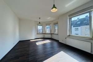 M'GLADBACH - SCHRIEVERS - EIN HAUS - VIELE MÖGLICHKEITEN! INKL. DACHTERRASSE & ZWEI GARAGEN! – Die vollständige Adresse der Immobilie erhältst du vom Anbieter., 41239 Schrievers, Mönchengladbach – Vorschaubild 9