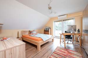 Familientraum in Berlin-Buckow: Großzügiges Einfamilienhaus mit großem Garten und Doppelgarage – Die vollständige Adresse der Immobilie erhältst du vom Anbieter., 12357 Buckow, Berlin – Vorschaubild 14