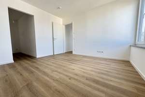 Traumhafte 2,5 -Zimmer-Wohnung mit Ankleidebereich – Von-Hünefeld-Straße 24, 89231 Neu-Ulm – Vorschaubild 3