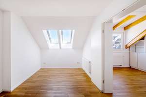 Wohnen über den Dächern:  Außergewöhnliche Maisonette mit Weitblick – Die vollständige Adresse der Immobilie erhältst du vom Anbieter., 10437 Prenzlauer Berg, Berlin – Vorschaubild 3