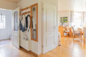 Wunderbares, voll unterkellertes Einfamilienhaus zu verkaufen! Baugrundstück zusätzlich auf Anfrage! – Die vollständige Adresse der Immobilie erhältst du vom Anbieter., 12526 Bohnsdorf, Berlin – Vorschaubild 9